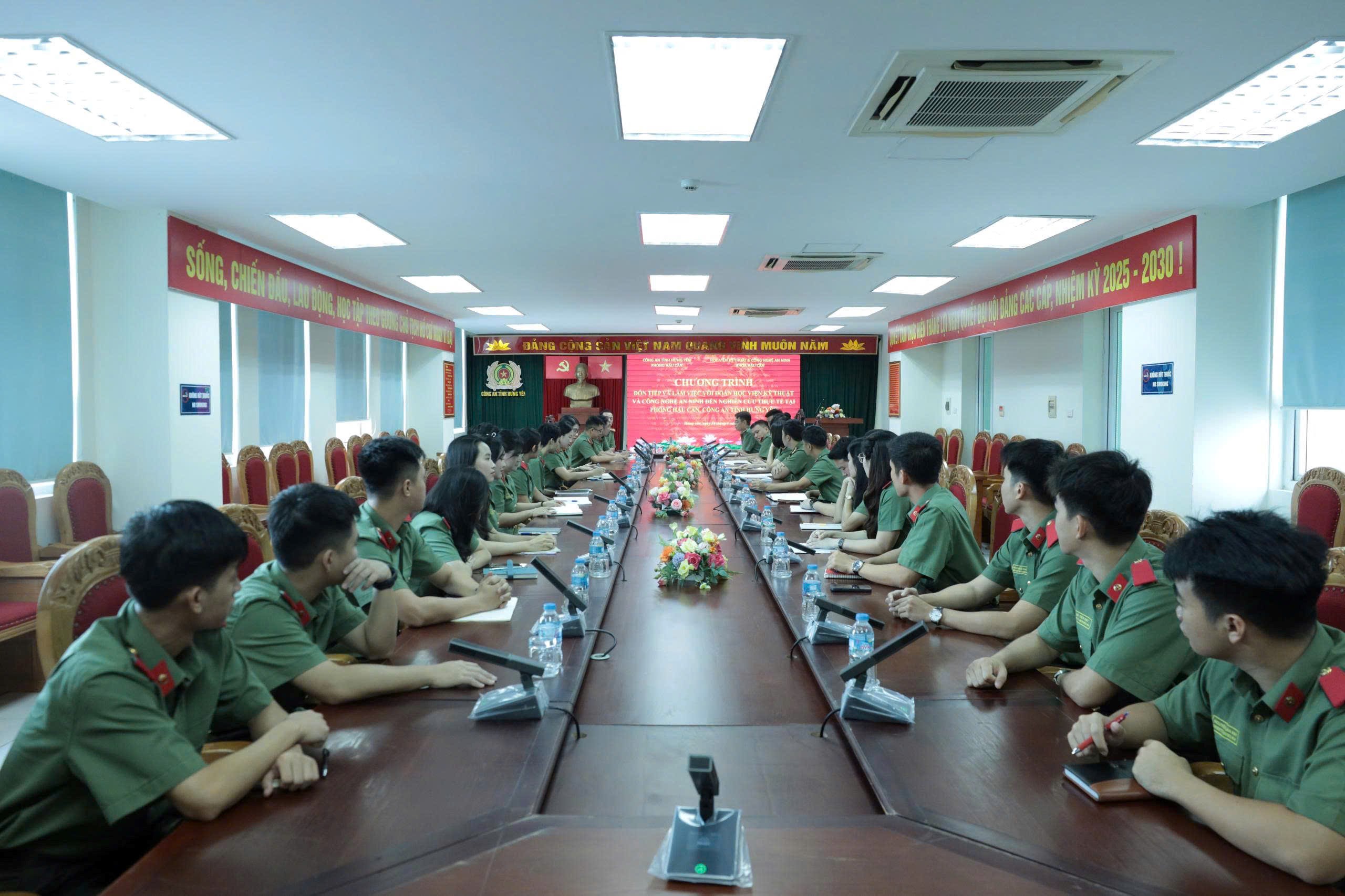 Khoa Hậu cần tổ chức cho học viên nghiên cứu thực tế tại Công an…