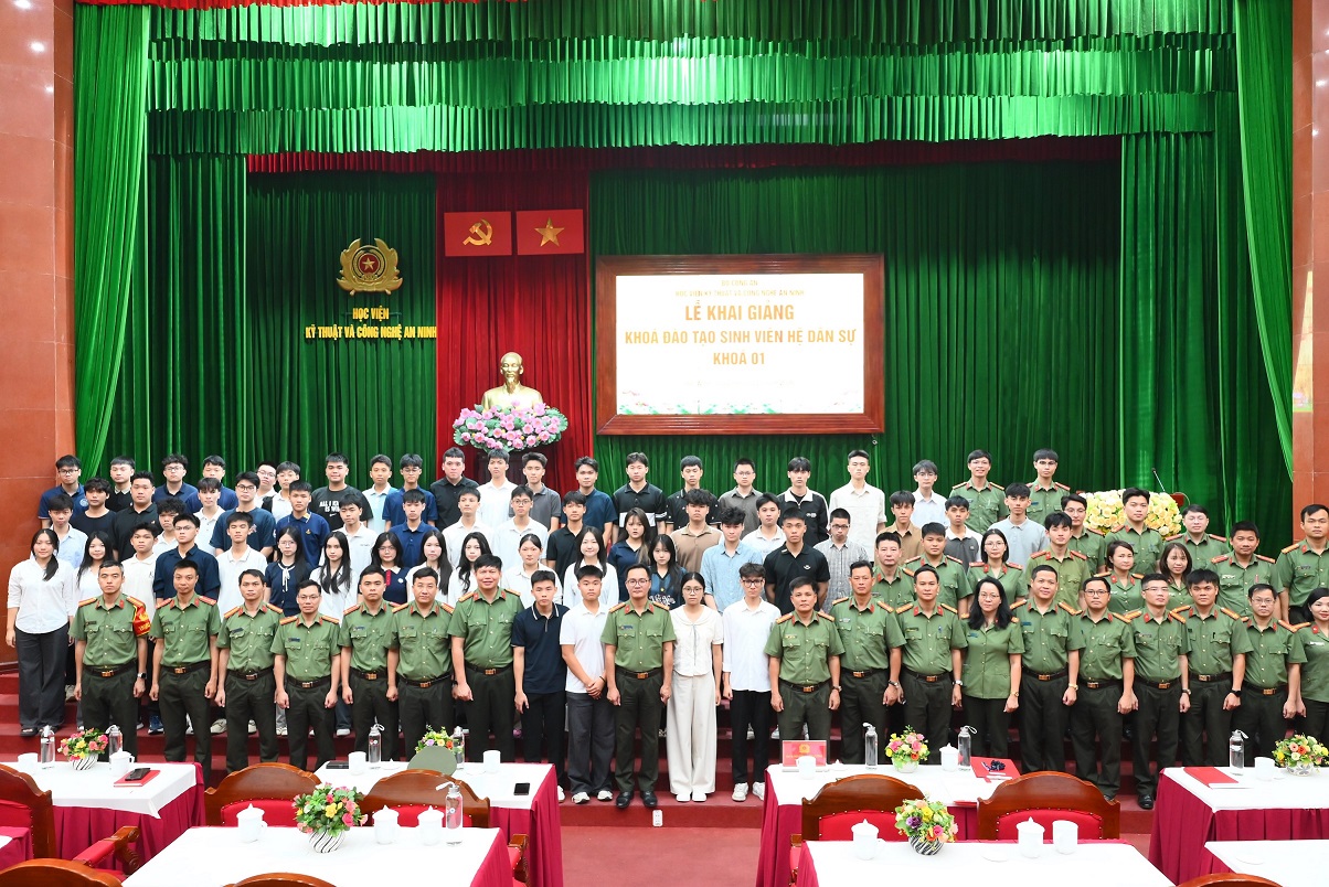 Học viện Kỹ thuật và Công nghệ an ninh tổ chức Khai giảng Hệ dân…