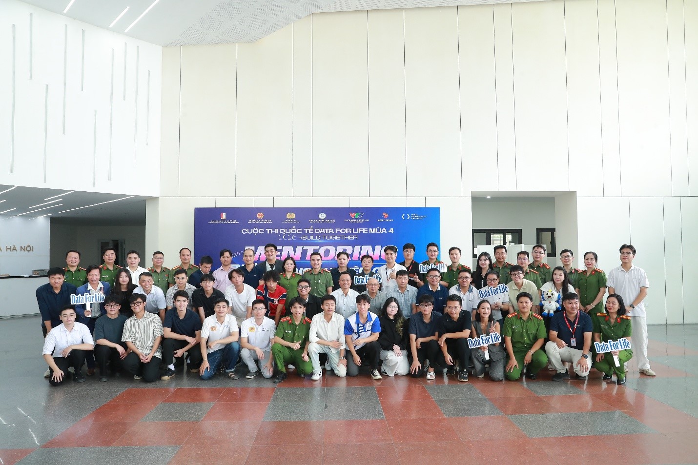 Hai đội thi của Học viện Kỹ thuật và Công nghệ an ninh tham gia…
