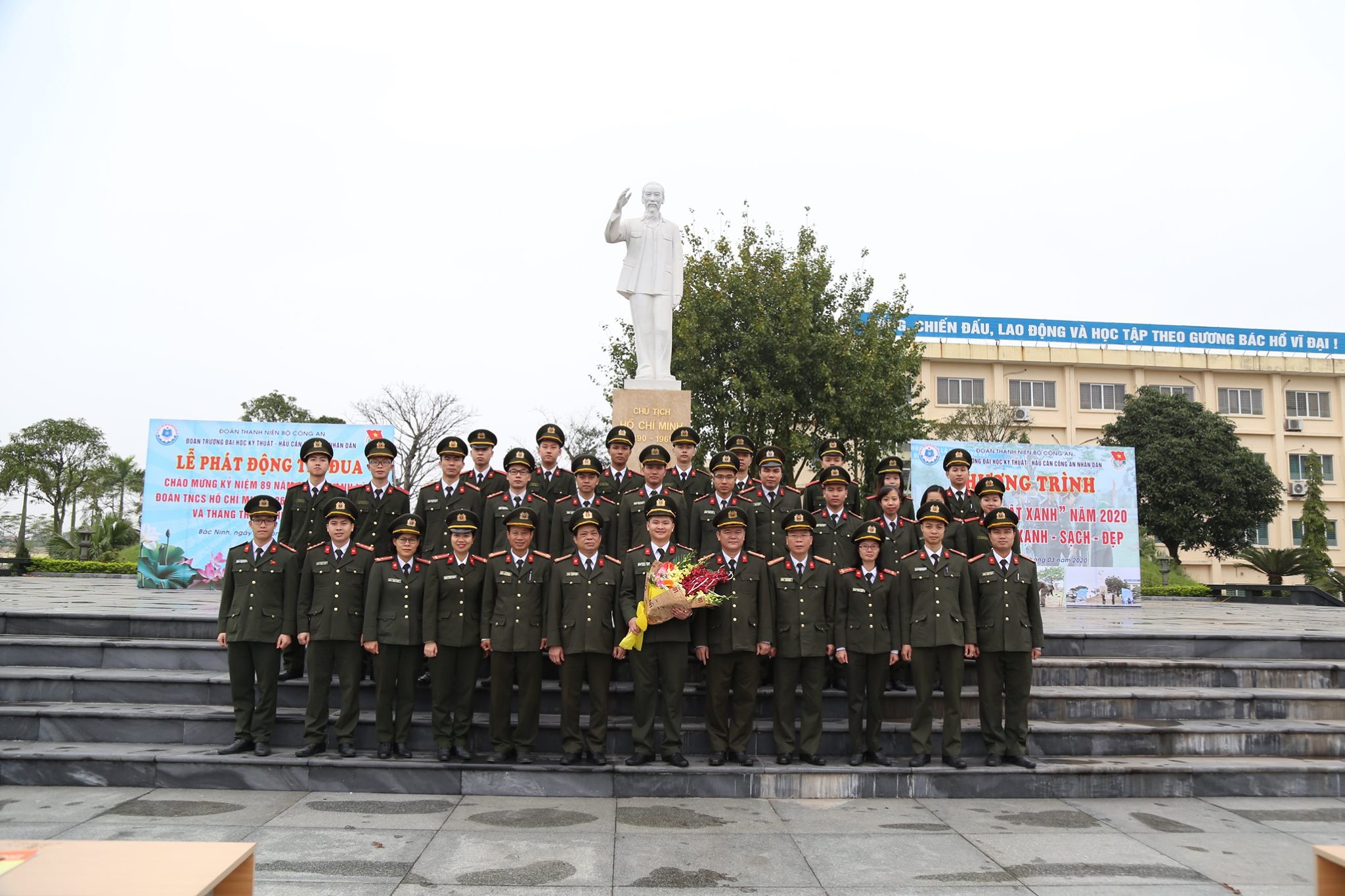 Ngày 01/3/2020, Đoàn Thanh niên Nhà trường đã long trọng tổ chức chương trình Lễ phát động Tháng Thanh niên và ngày 